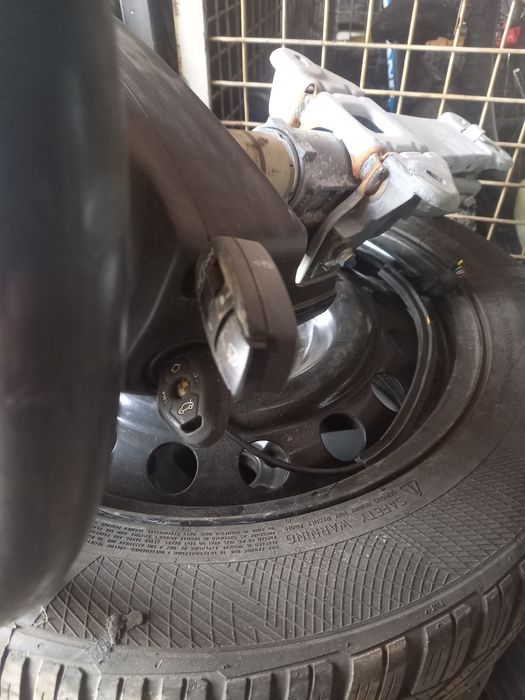 Колонка рулевая на BMW E60 в сборе