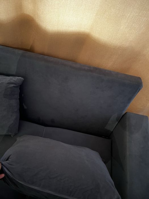 Продам диван в нормальном состояний