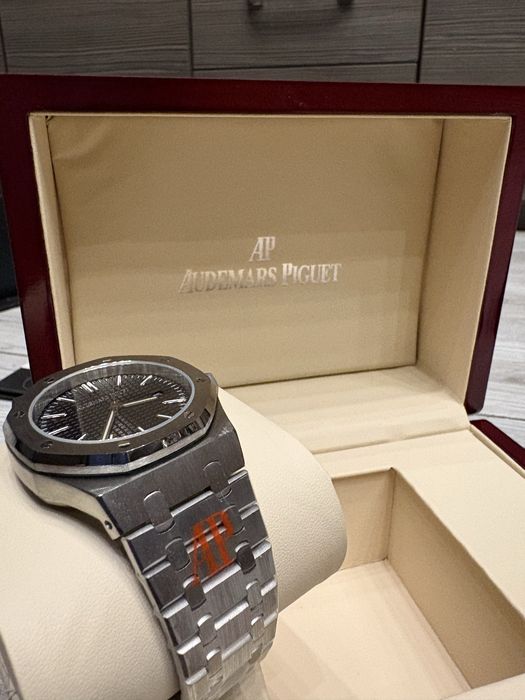 Часовник Audemars Piguet(AP)