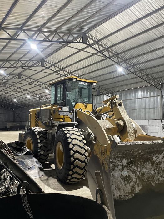 фронтальный погрузчик SDLG LG953