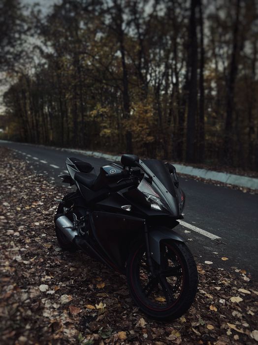 Yamaha -yzf r125