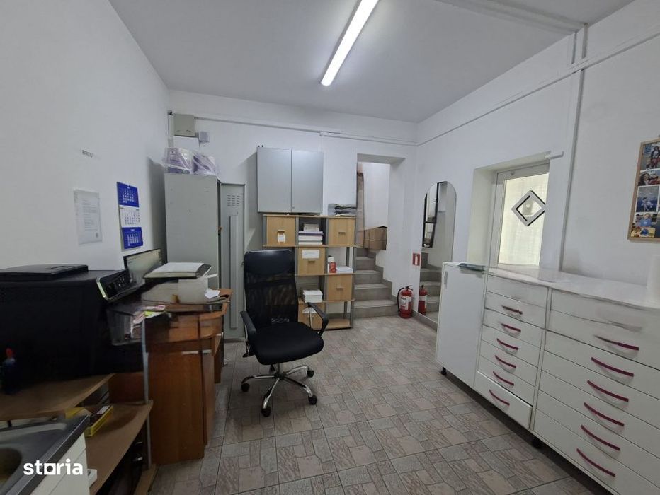 Spatiu comercial / Farmacie de inchiriat (60 mp) - Excelent compartime