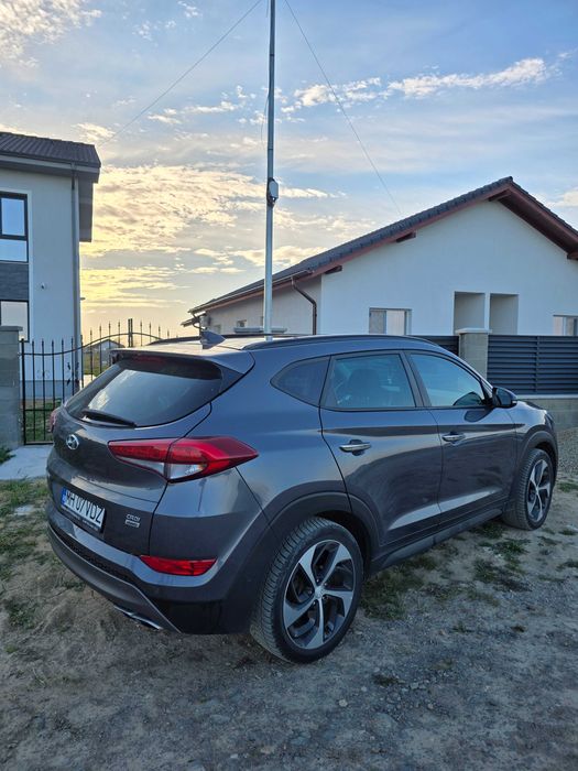 Masina Hyundai tucson