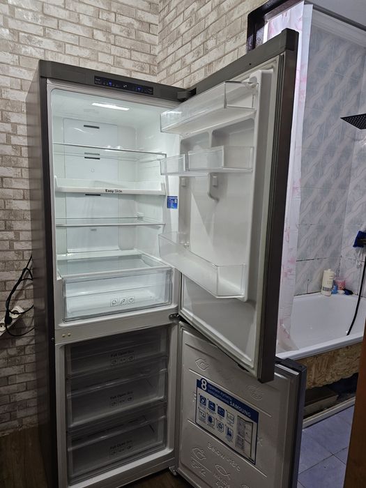 Продам холодильник