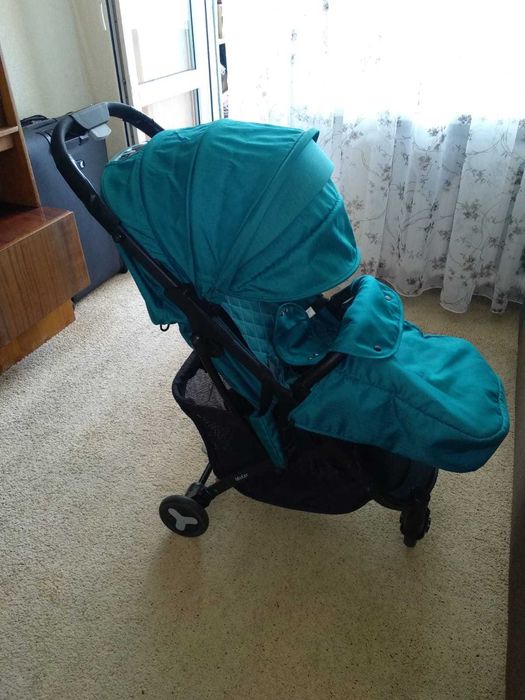 Детская коляска.