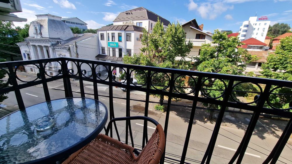 Inchiriere apartament 2 camere regim hotelier Pitești Centru turistic