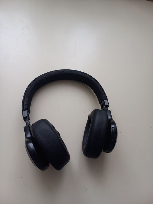 JBL Live 660NC. Состояние хорошое