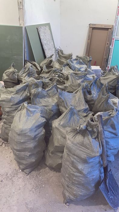 Вывоз мусора Вывоз хламов