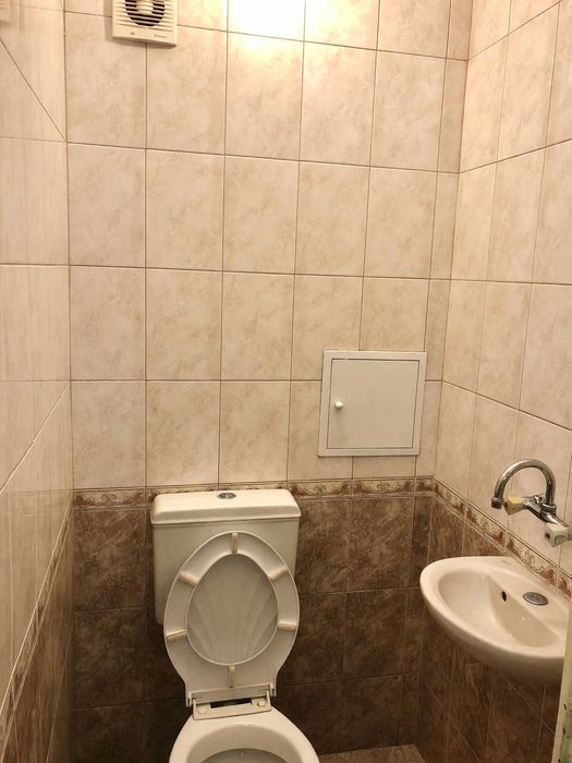 Продавам тристаен апартамент в възраждане - снимка 5