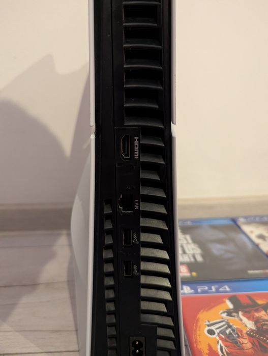 Vând PlayStation 5 PS5 slim disc