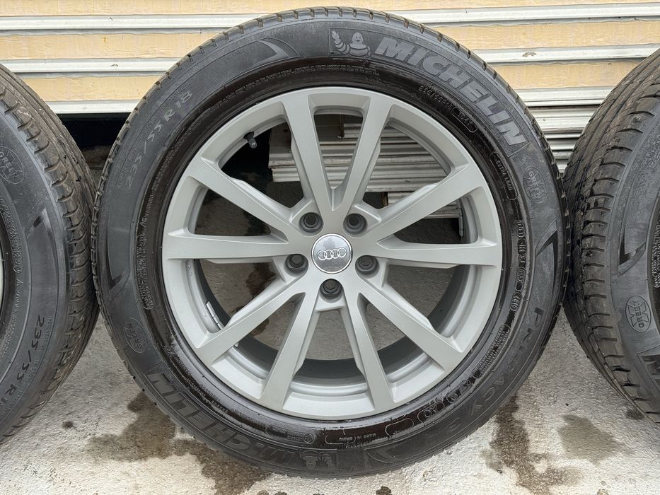 ОРИГИНАЛНИ Джанти 18” Audi A8/A6/A7 с ЛЕТНИ гуми 235/55/18