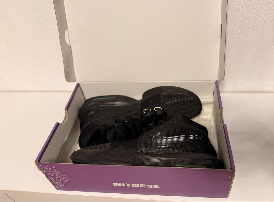 Оригинални маратонки Nike Lebron Witness VIII 44 номер