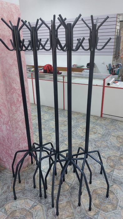 Вешалки для одежды