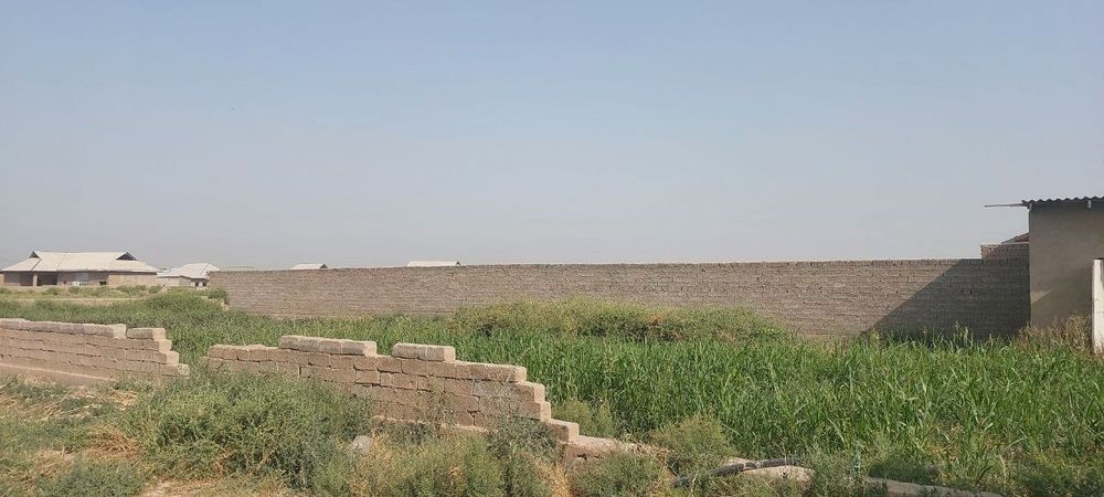 8-sotix yer uchastka sotiladi srochna