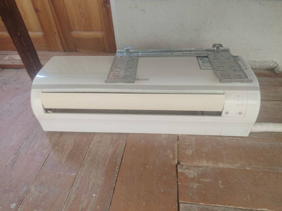 Кондиционер LG 12