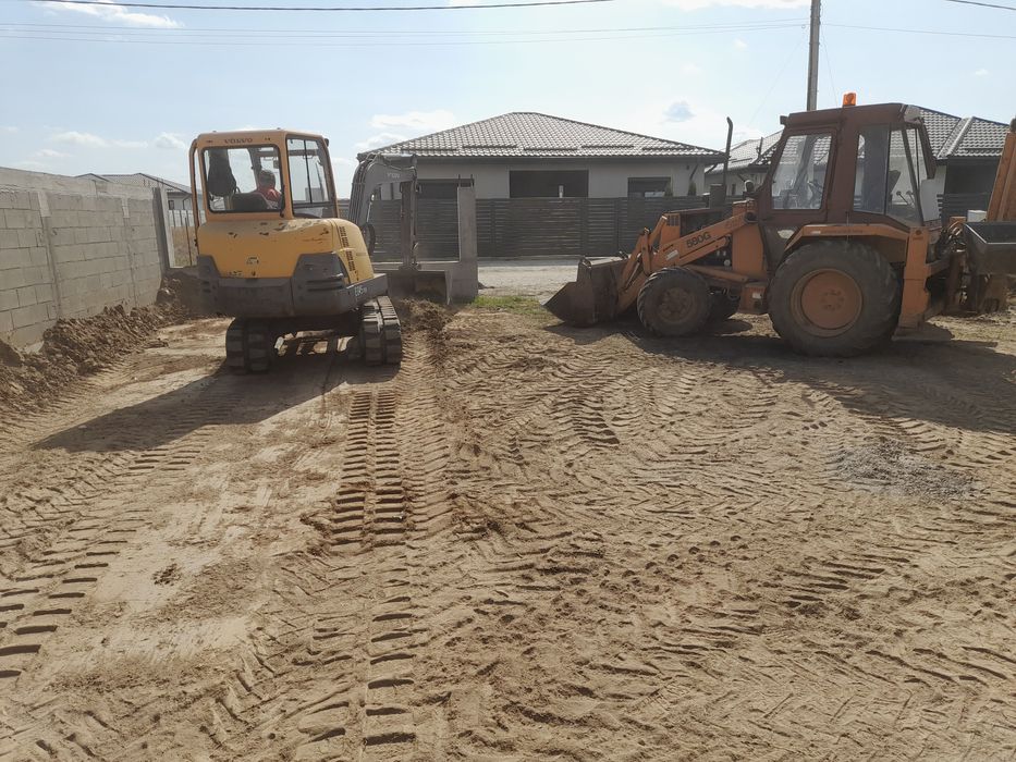 Inchiriez  miniescavator   si scule  constructii