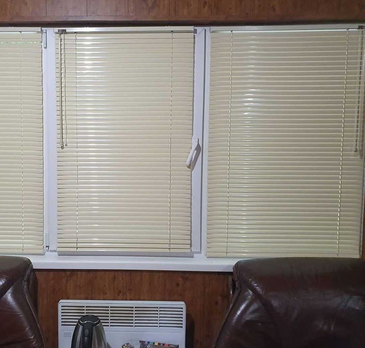 Рулонные шторы по скидки 10%