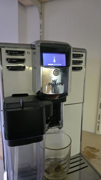 Expresor Philips latte