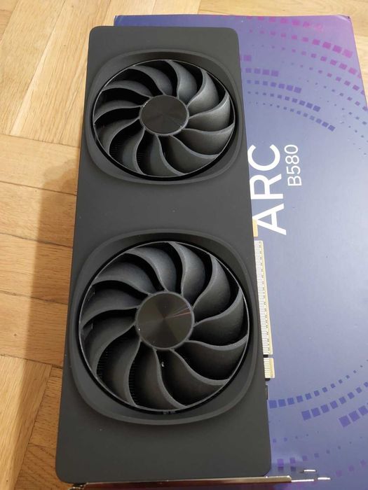 Intel Arc B580 12GB , видео карта