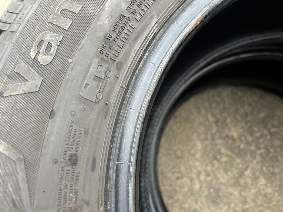 4 летни гуми за бус 215 70 15С continental