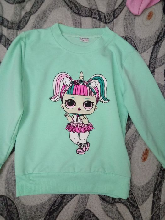 Платья и кофты на девочку