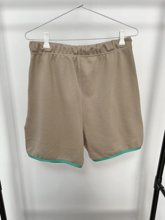 Pantaloni scurti Essentials