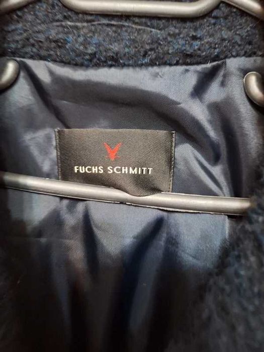 Palton pufos damă impecabil mar44
Palton pufos damă impecabil mar.44