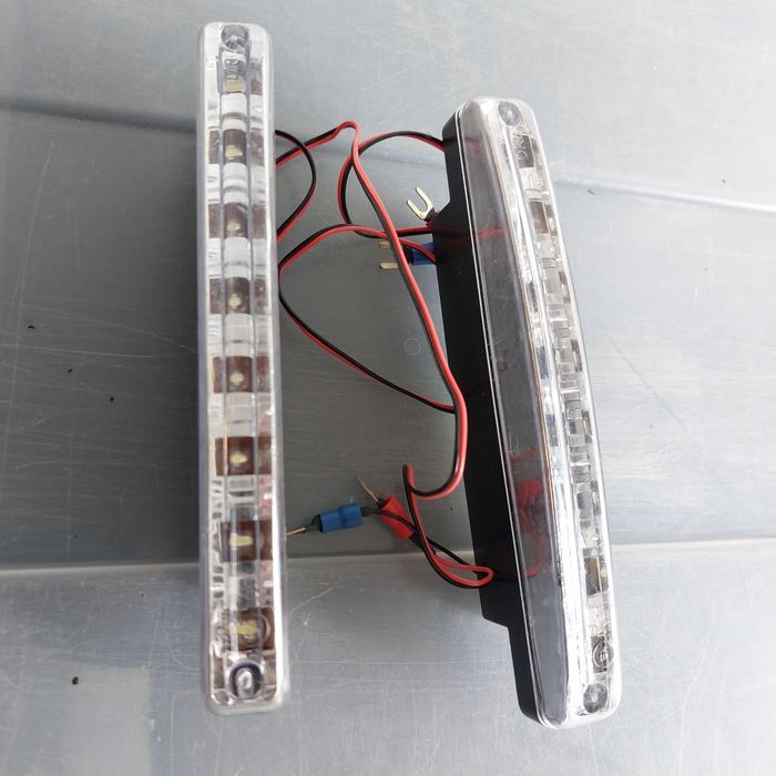 Cameră auto BENQ+ Două lămpi de zi 900 lumeni foarte luminoase