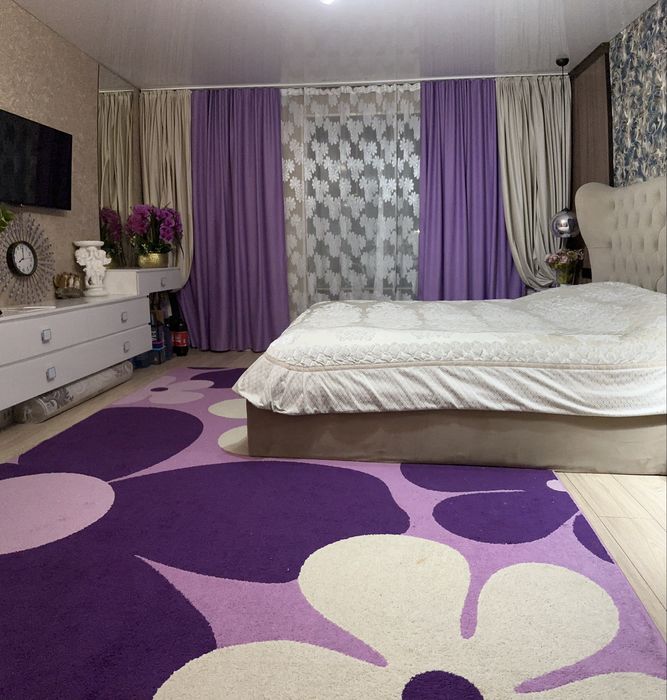 Ковёр и комплект штор