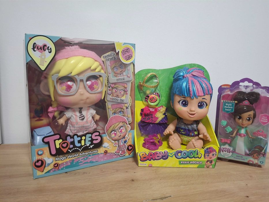 Vand lot cu 3 papusi ( Trotties - Lucy, Roxie Rocker si Nella printesa cavaler)