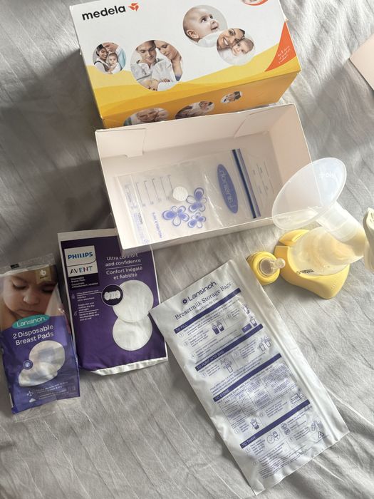 Ръчна помпа Медела Medela  плюс подарък