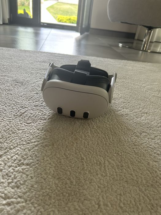 Meta Quest 3 VR + controllere+suport+cablu+geanta