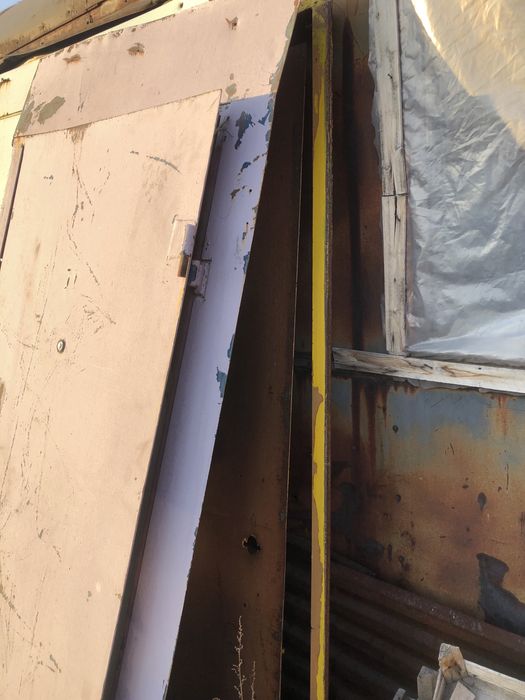 Продам железные двери