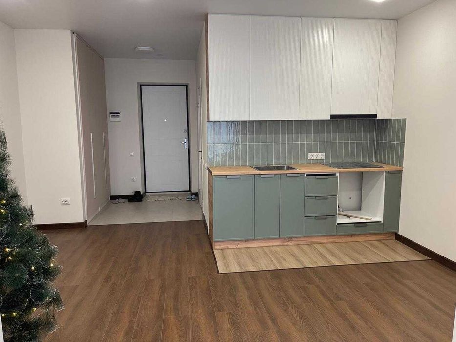 Продам 1 ком. Жк Ulytay Park