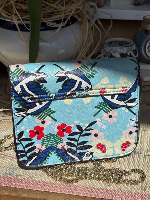 Малка чантичка с портмоне