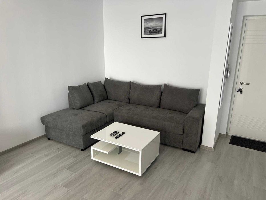Inchiriez apartament nou cu 2 camere, complet mobilat, in Oradea