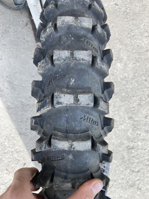 Кросови гуми за Honda