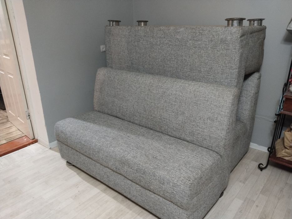 Диван для кофейны