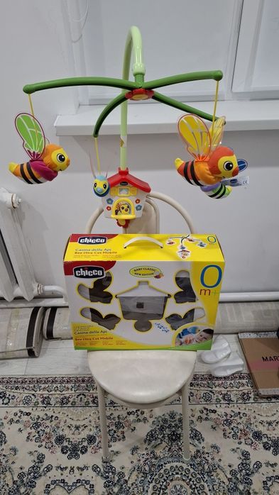Chicco "Пчелиный домик" (Chicco Bee Hive Cot Mobile).