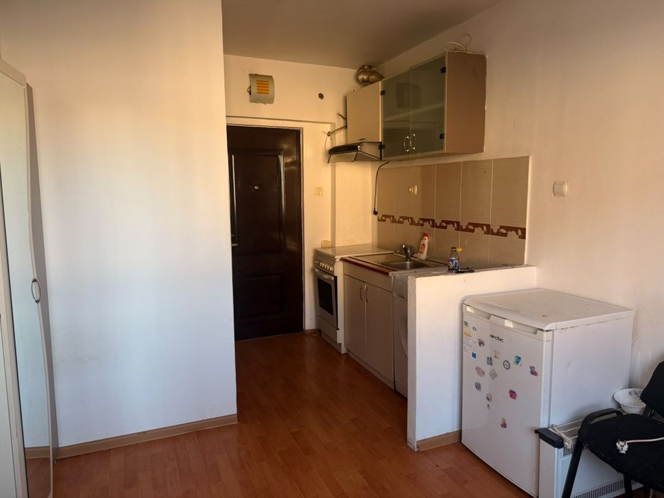 Garsoniera de vânzare în apropiere de piata Flavia
