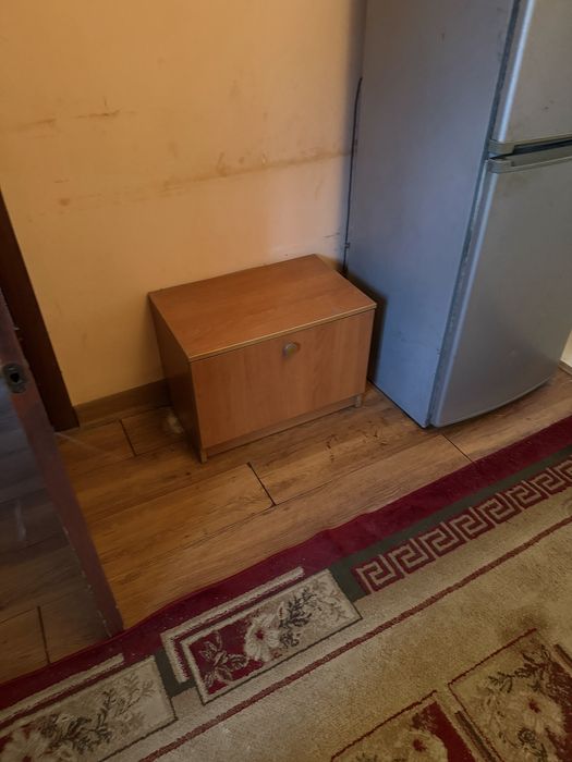Шкаф  для одежды и тумбочка