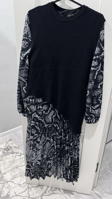 Продам платье двойку размер 44/46