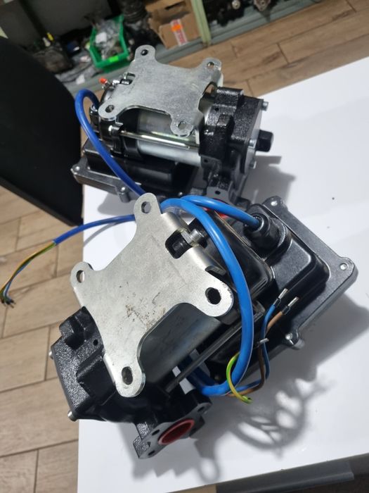 Pompe motorina sau Benzina