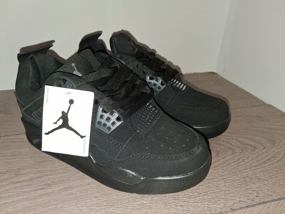Jordan 4 Black Cat