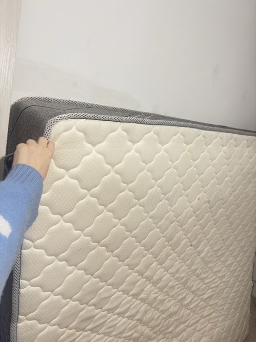 Почти новый матрас