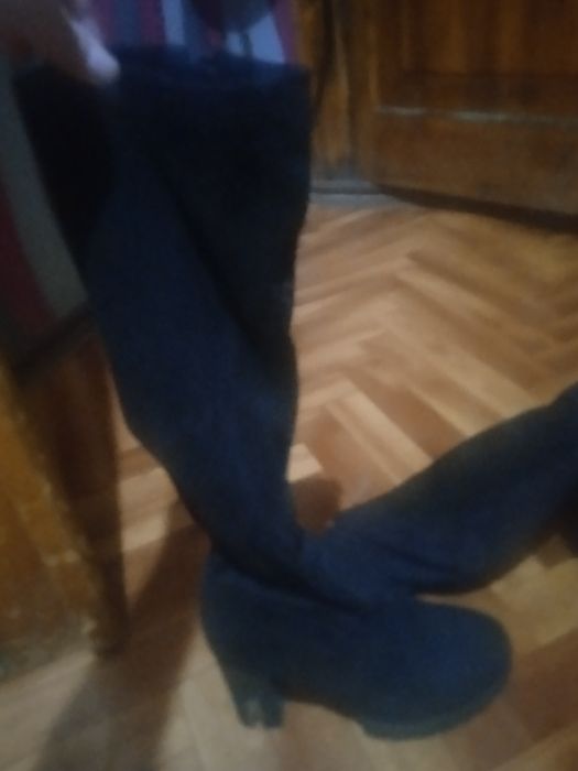 Продам сапоги черные