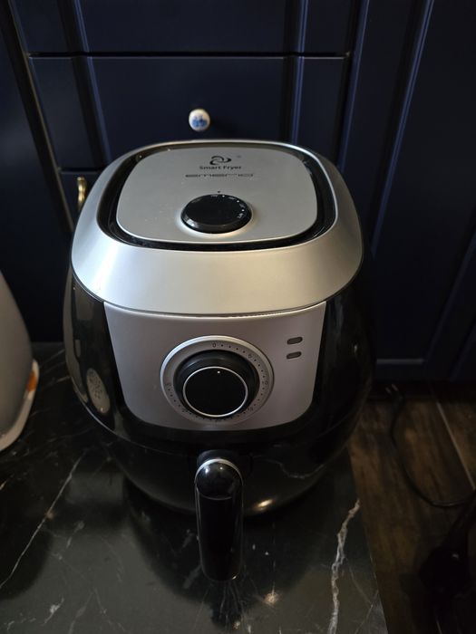 Vând electrocasnicele din poze