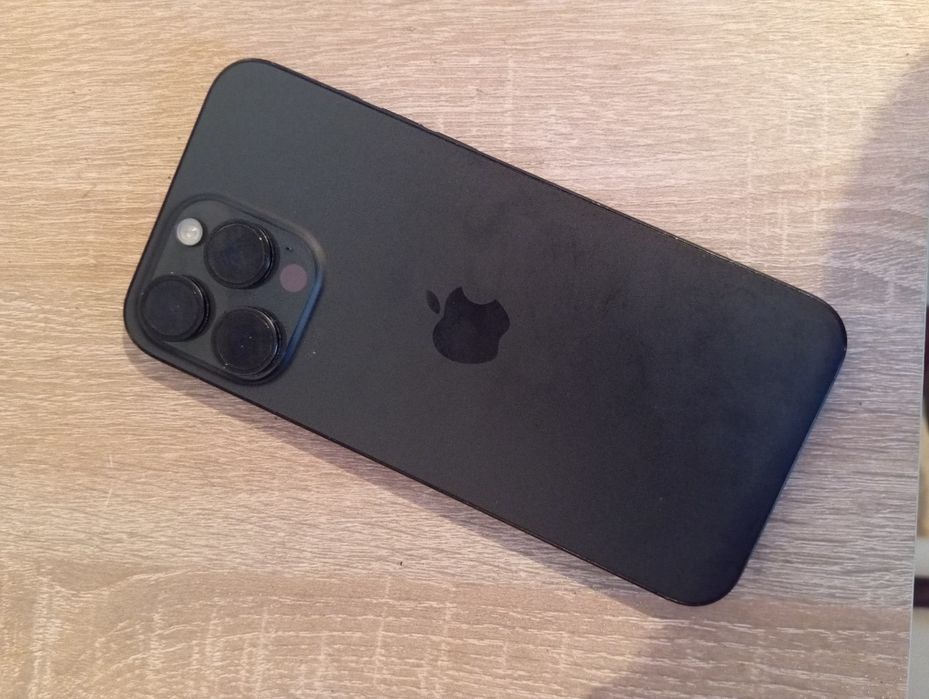Продам iPhone 15 pro max