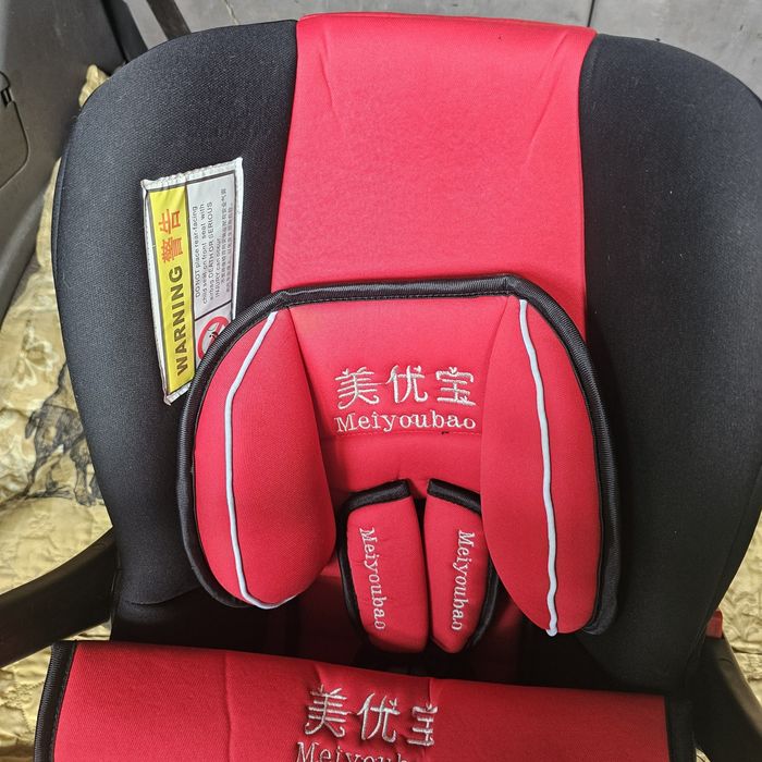 Детское авто кресло.