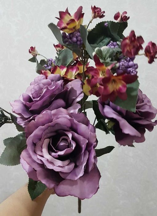 Искусственные цветы для декора